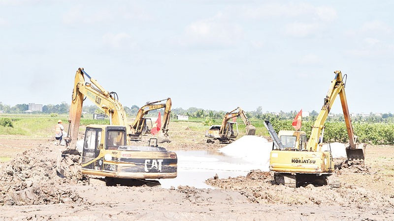 Dự án thành phần 2 thuộc dự án đường Tỉnh 864 đang tăng tốc thi công để sớm giải ngân vốn đầu tư công.