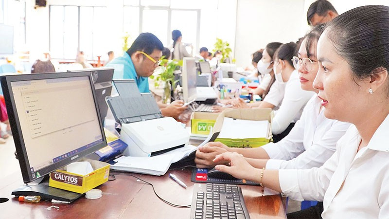 Vận hành thử nghiệm Trung tâm hành chính công phường Cao Lãnh mới (Đồng Tháp). (Ảnh HỮU NGHĨA)