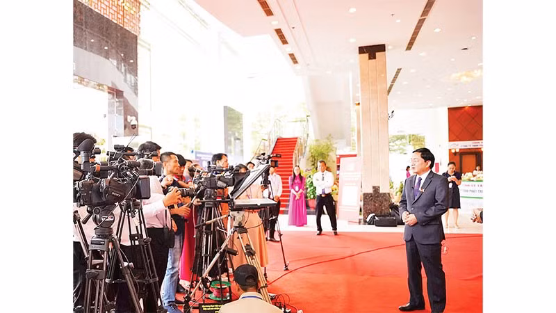 Bí thư Tỉnh ủy Tây Ninh Nguyễn Văn Quyết trả lời báo chí về chương trình hành động nhiệm kỳ 2025-2030.