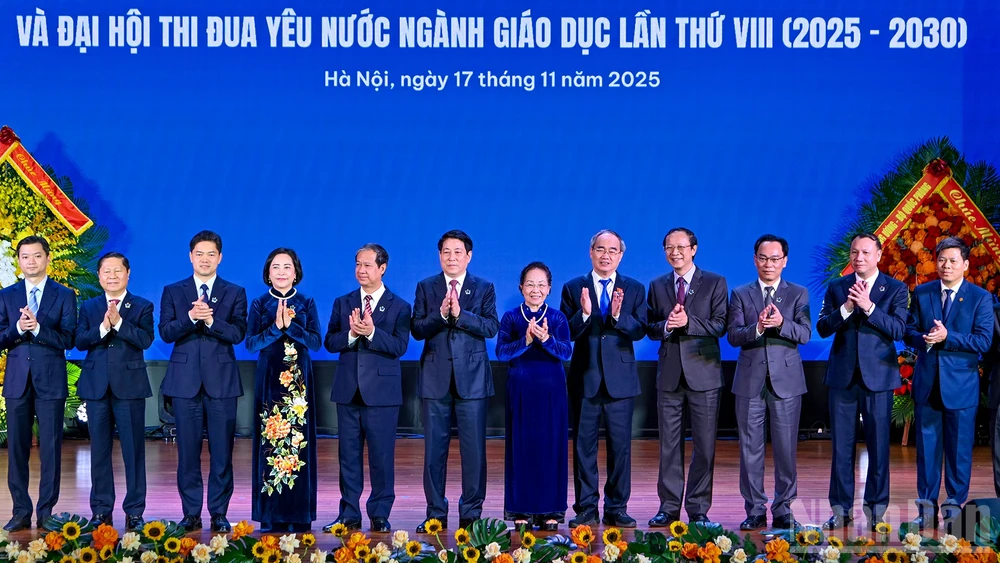 [Ảnh] Chủ tịch nước Lương Cường dự Đại hội Thi đua yêu nước ngành giáo dục lần thứ VIII