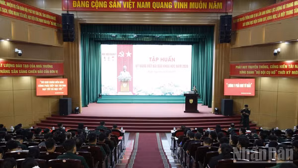 Quang cảnh tập huấn. (Ảnh: TUẤN DŨNG)