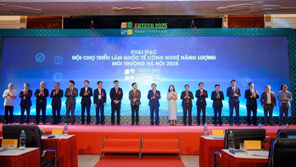 Khai mạc Hội chợ triển lãm quốc tế Công nghệ năng lượng-Môi trường Hà Nội 2025. (Ảnh: TL)
