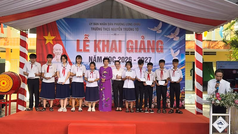 anh-4-khai-giang.jpg