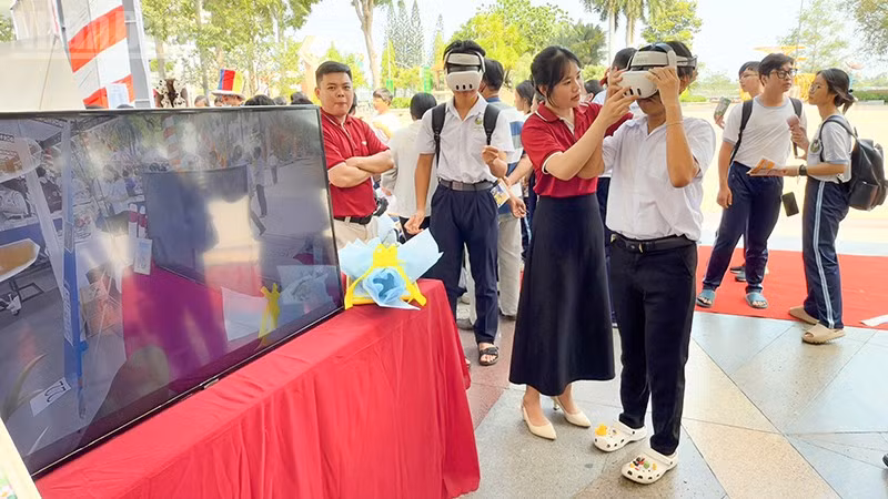 ndo_tl_anh-7-sach.jpg
