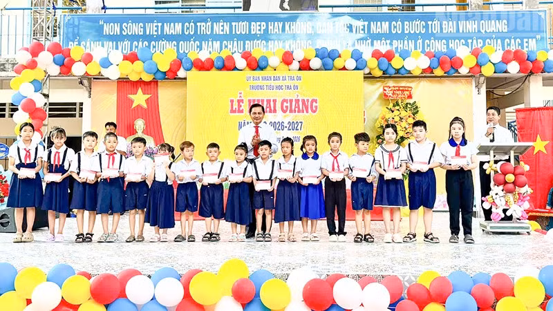 ndo_tr_anh-7-khai-giang.jpg
