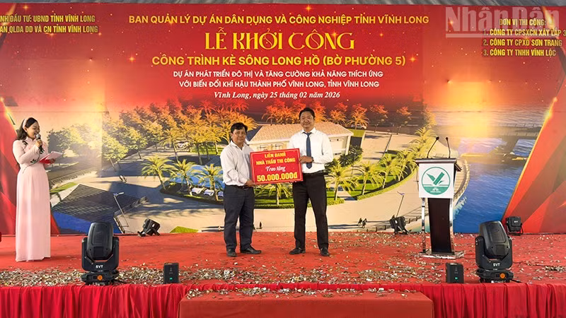 ndo_tr_anh-2-trao-an-sinh-xa-hoi.jpg