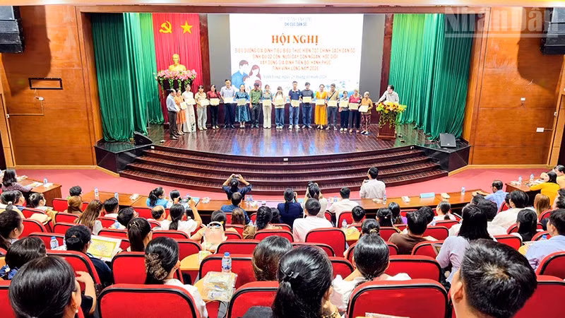 ndo_tr_anh-3-dan-so.jpg