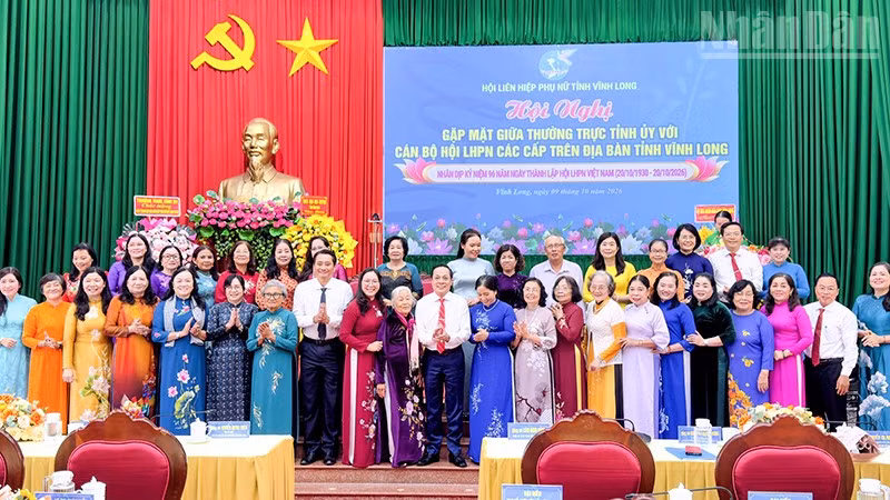 ndo_tr_anh-4-phu-nu.jpg