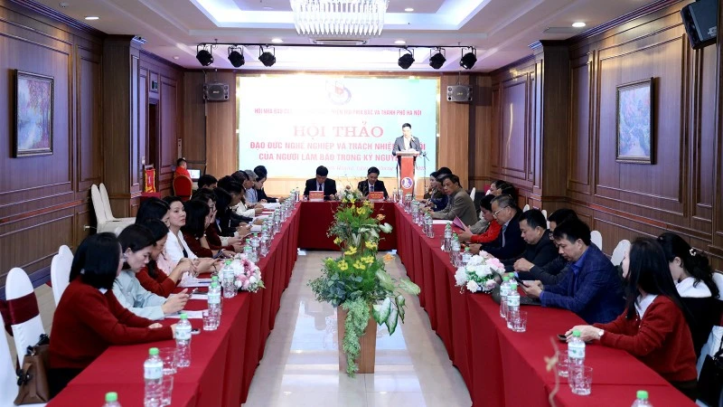 Đại biểu dự Hội thảo.