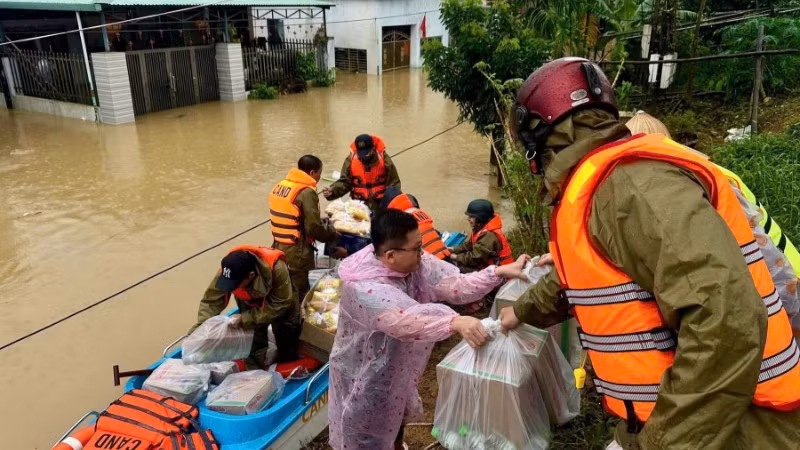 Đà Nẵng hỗ trợ khẩn cấp 210 tỷ đồng để khắc phục hậu quả thiên tai, bão lũ.