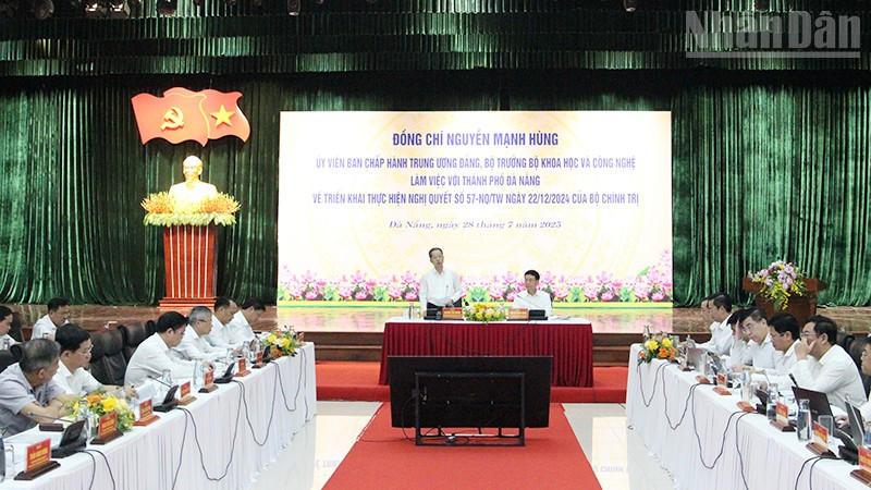 Đoàn công tác Bộ Khoa học và Công nghệ làm việc với thành phố Đà Nẵng.