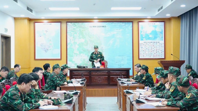 Bộ Tư lệnh Quân khu đã họp bàn, triển khai các phương án phòng chống mưa lũ.