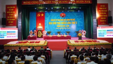Đại hội đại biểu Đảng bộ Ủy ban nhân dân thành phố Huế lần thứ I, nhiệm kỳ 2025-2030 đã diễn ra thành công tốt đẹp.