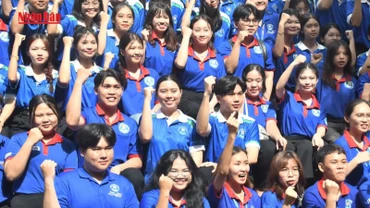 [Video] Hơn 23.000 sinh viên tình nguyện “Tiếp sức mùa thi” năm 2025