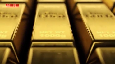 [Video] Giá vàng giảm, xuất hiện dự báo gây sốc về xu hướng cuối năm