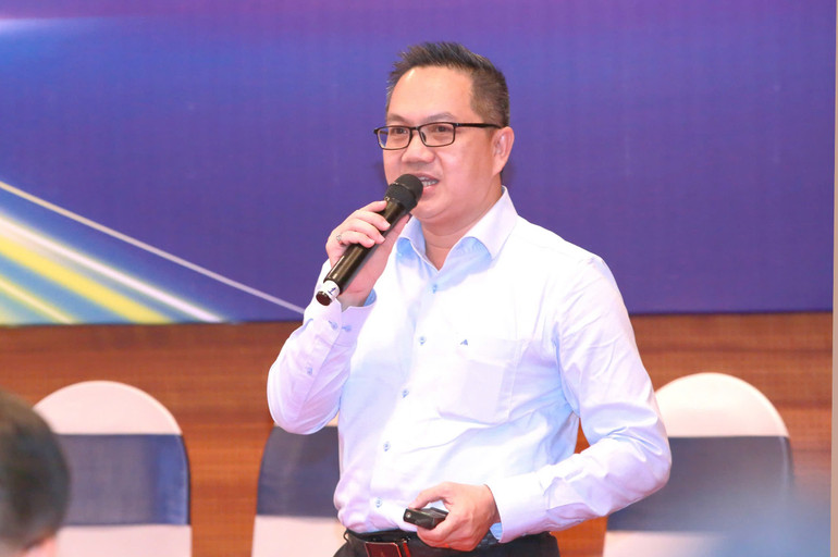 TS Nguyễn Thanh Hòa, Chuyên gia báo chí truyền thông, Giám đốc Trung tâm Chuyển đổi số Thành phố Hồ Chí Minh trình bày tại phiên thảo luận. z6721537119726-03eeddf0792792503b432ff952a0b24a.jpg