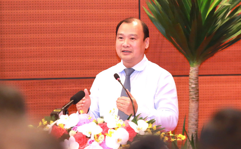 PGS, TS Lê Hải Bình cho rằng, báo chí Việt Nam đang đứng trước ngã rẽ quan trọng. z6721313590433-025e7327acb820046d3732727044c7d9.jpg