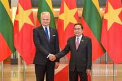 Chủ tịch Quốc hội Trần Thanh Mẫn và Tổng thống Cộng hòa Litva Gitanas Nauseda.