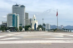 Quảng trường 2/4, phường Nha Trang, là nơi tổ chức chương trình “Cùng Việt Nam tiến bước”.