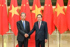 Chủ tịch Quốc hội Trần Thanh Mẫn và Ủy viên trưởng Nhân đại toàn quốc Trung Quốc Triệu Lạc Tế.
