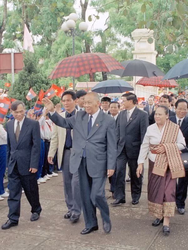 Đồng chí Khamtay Siphandone