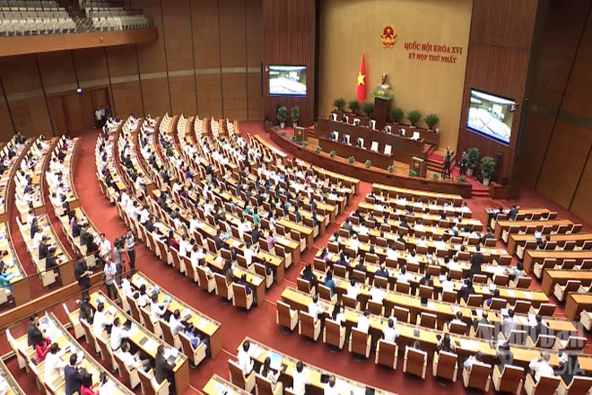 [Video] Cân đối tăng lương – bảo đảm đời sống và khả năng ngân sách
