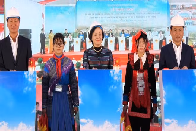 [Video] Khởi công các trường nội trú liên cấp vùng biên Tuyên Quang và Lào Cai