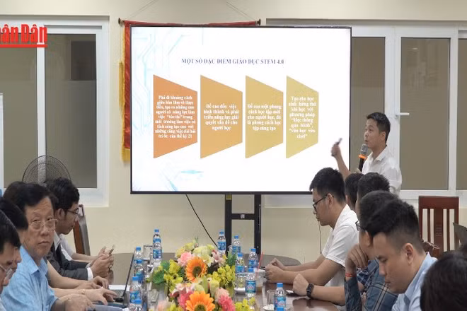 [Video] “Xây dựng phòng học STEAM LAB đáp ứng chương trình giáo dục phổ thông 2018"