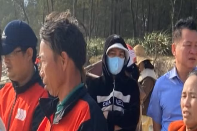 [Video] Huy động lực lượng tìm kiếm ngư dân mất tích do chìm ghe đánh cá 