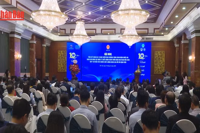 [Video] Ngày càng nhiều người nước ngoài đến Việt Nam chữa bệnh
