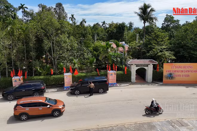 [Video] Sẵn sàng cho Lễ dâng hương, dâng hoa tưởng niệm cụ Huỳnh Thúc Kháng