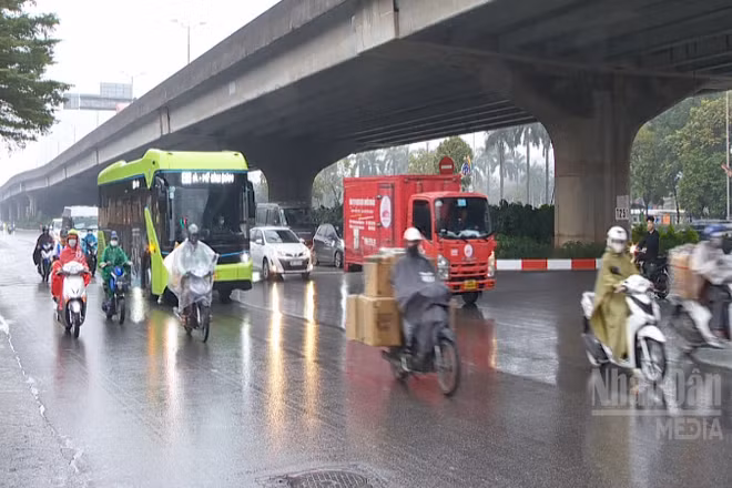 [Video] Miền Bắc tiếp tục mưa dông, nhiệt độ không vượt quá 30 độ C