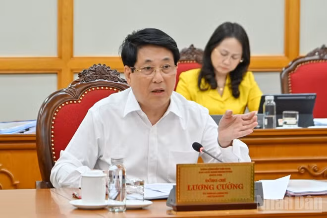 Chủ tịch nước Lương Cường chủ trì Tổ Công tác số 1, làm việc với Ban Thường vụ Tỉnh ủy Cà Mau. (Ảnh: THỦY NGUYÊN)