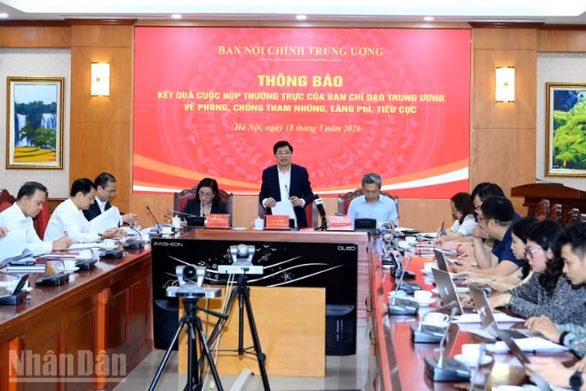 Quang cảnh cuộc họp báo. (Ảnh: ĐĂNG KHOA)