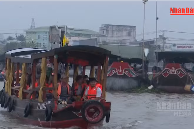 [Video] Cần Thơ đón trên 353.200 lượt khách tham quan trong kỳ nghỉ lễ