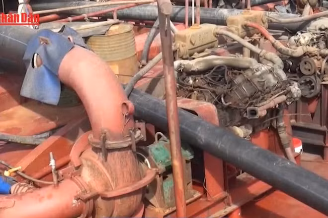 [Video] Cảnh sát biển bắt giữ nhiều phương tiện vận chuyển hàng không rõ nguồn gốc 