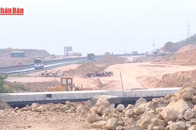[Video] Hoàn thành toàn bộ 18 trạm dừng nghỉ cao tốc Bắc - Nam phía Đông trước 15/12