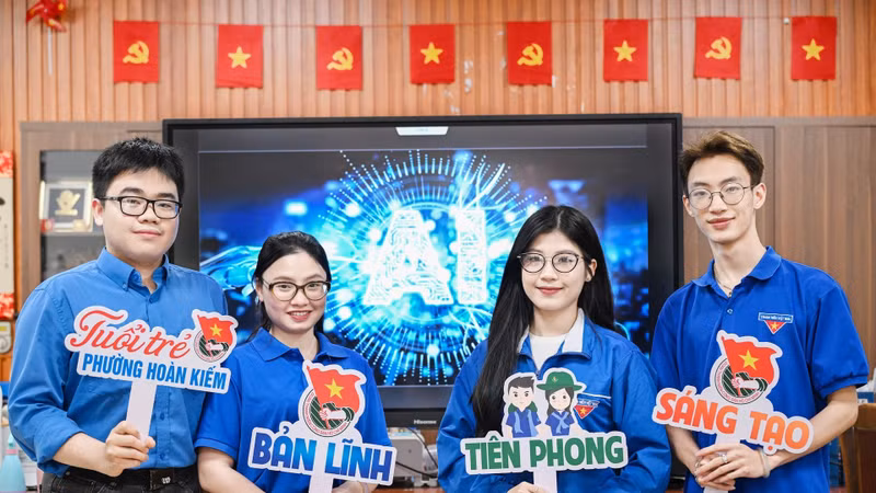 Tương lai càng biến chuyển, thanh niên càng cần vững vàng, bản lĩnh với đầy đủ kỹ năng để nắm bắt cơ hội mới. Ảnh: THÀNH ĐẠT