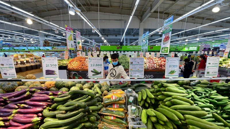 Một trong những động lực quan trọng góp phần thực hiện hiệu quả mô hình tăng trưởng mới chính là sức mua tiêu dùng nội địa được tạo ra từ niềm tin vào hàng hóa trong nước. (Ảnh Thành đạt)