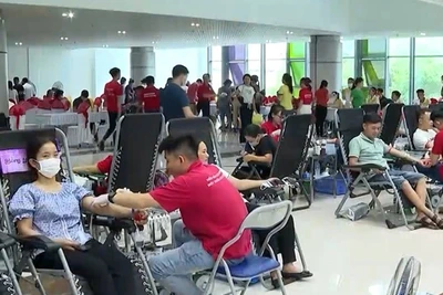 [Video] Tôn vinh 100 người hiến máu tình nguyện tiêu biểu toàn quốc năm 2025