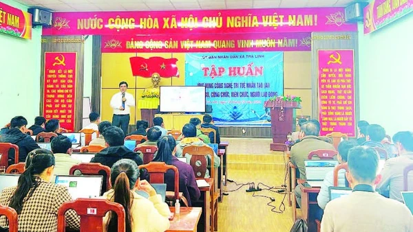 Khóa tập huấn ứng dụng trí tuệ nhân tạo (AI) trong công tác tại Ủy ban nhân dân xã biên giới Trà Linh, thành phố Đà Nẵng.