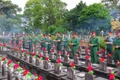 Tuổi trẻ Lữ đoàn 132 dâng hương tại Nghĩa trang Liệt sĩ phường Pleiku, Gia Lai.