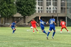 Đội tuyển U20 nữ Việt Nam (áo đỏ) thi đấu giao hữu cùng đội Fujieda Jyunshin. (Ảnh: VFF)