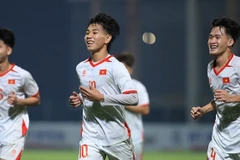 U17 Việt Nam giành chiến thắng áp đảo trước U17 Singapore. (Ảnh: Đức Cường/VFF)