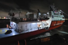 Tàu SAR 631 hành trình đi cứu nạn.