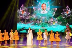 Chương trình nghệ thuật “Giai điệu Tổ quốc” chào mừng Ngày Âm nhạc Việt Nam.
