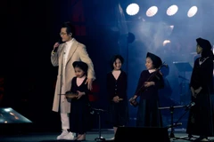 Phim lấy cảm hứng từ live concert "Chân trời rực rỡ" của ca sĩ Hà Anh Tuấn. (Ảnh: Đoàn phim cung cấp)