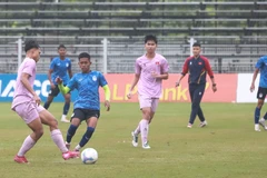 U17 Việt Nam thi đấu lấn lướt trước U17 Campuchia. (Ảnh: VFF)