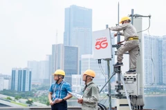 Từ nay đến hết tháng 12/2025, Tập đoàn Viettel tiếp tục lắp đặt mới 23.500 trạm 5G.