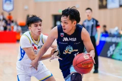 Mike Tolomia sắm vai chủ lực giúp V Islanders tìm thấy chiến thắng đầu tiên. (Ảnh: VBA)
